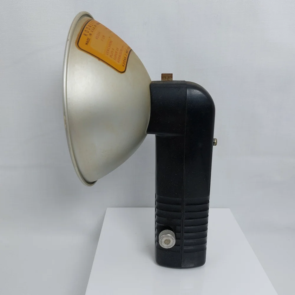 Vtg 50s Kodak Brownie Hawkeye Flash Model Camera‎ w/ Original Box & Flasholder